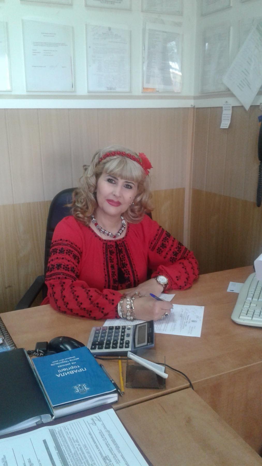 Попович Світлана Андріївна, інспектор з контролю за дотриманням правил торгівлі
